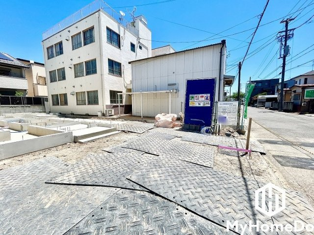 西区枇杷島５丁目の前面道路含む現地写真