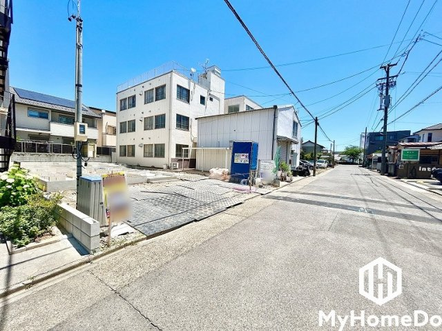 西区枇杷島５丁目の前面道路含む現地写真