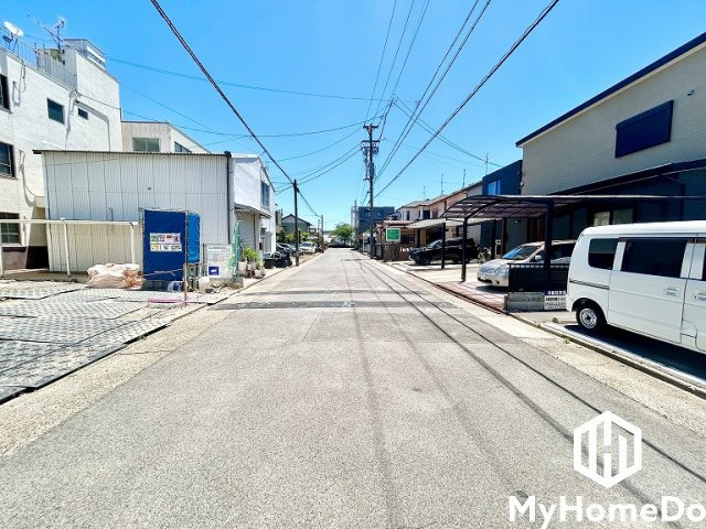 西区枇杷島５丁目の前面道路含む現地写真