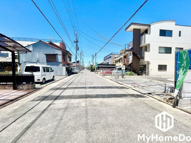 西区枇杷島５丁目の前面道路含む現地写真