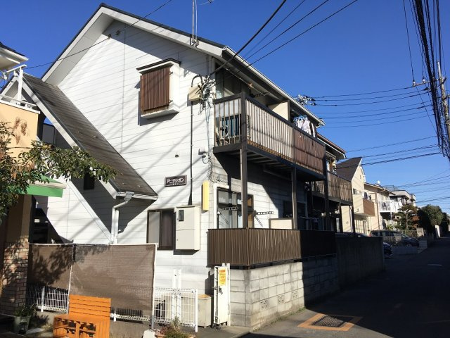 小金井市梶野町４丁目のアパート