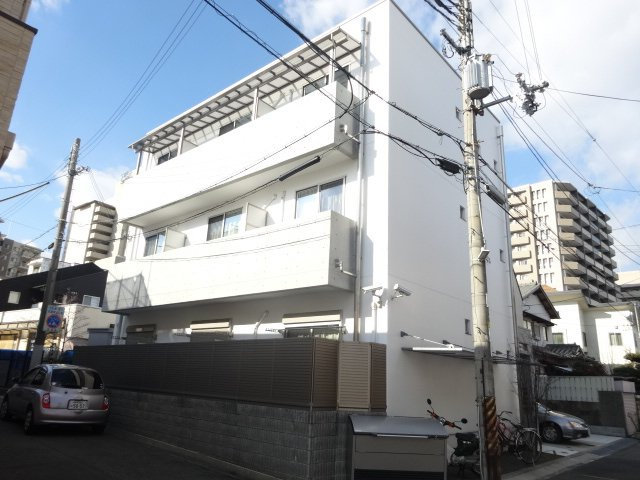 GKレジデンス逆瀬川の外観