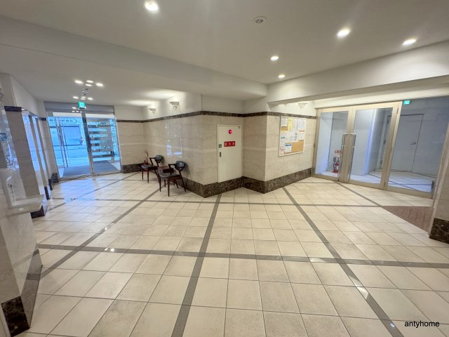 ファインブルーム靭公園　仲介手数料無料のロビー