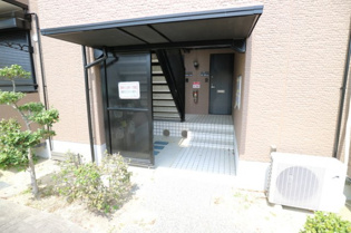 アベニュータツミ　Ａ棟のエントランス