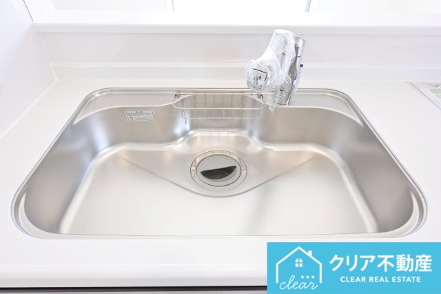 【浴室】 | 桐生相生町2丁目24-1期　リナージュ | ステンレスシンクは丈夫でお手入れ楽チン♪