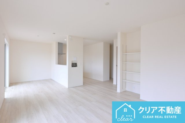 【居間・リビング】 | 桐生相生町2丁目24-1期　リナージュ | 見せる収納・見せない収納がついた片付け上手になれるLDK♪