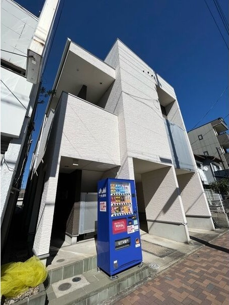 エメテラス