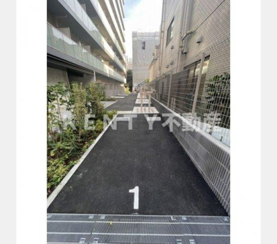 【駐車場】 | Ａｕｇｕｓｔａ Ｒｅｓｉｄｅｎｃｅ大森 | 駐車場に車を止められます