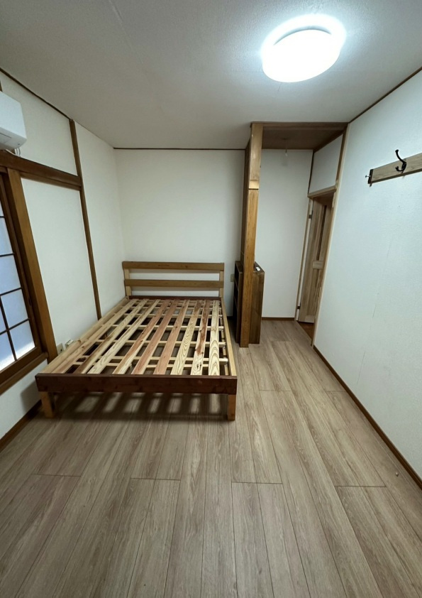 荒川区町屋４丁目戸建（再建築不可）の洋室|2F