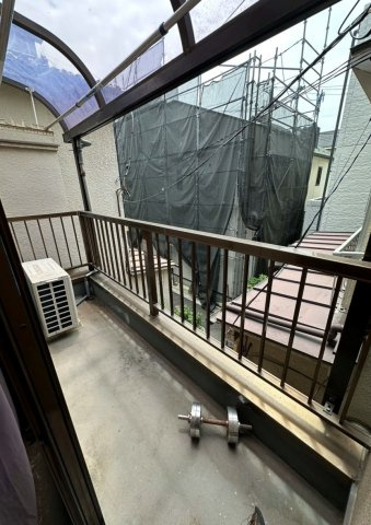 荒川区町屋４丁目戸建（再建築不可）のバルコニー