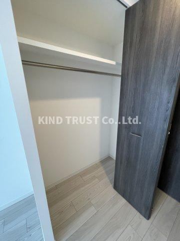 S-RESIDENCE大阪同心の収納|こまごまとしたものを収納できそうですね
