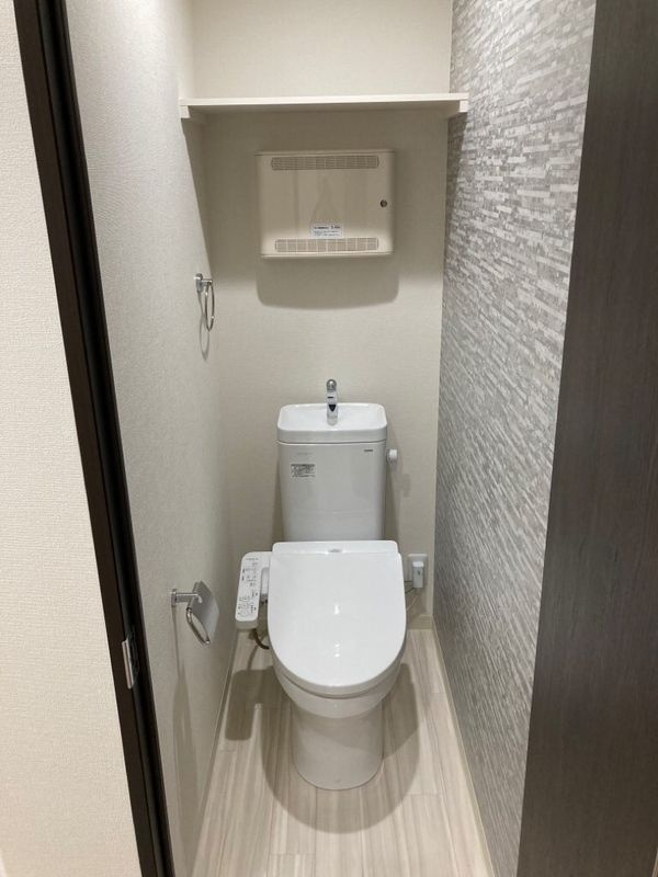 フジパレス阪急園田ＥＡＳＴⅢ番館のトイレ