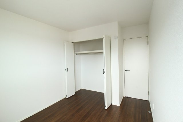 香南市野市町西野　新築戸建　の洋室|2F　南の部屋　5.25帖