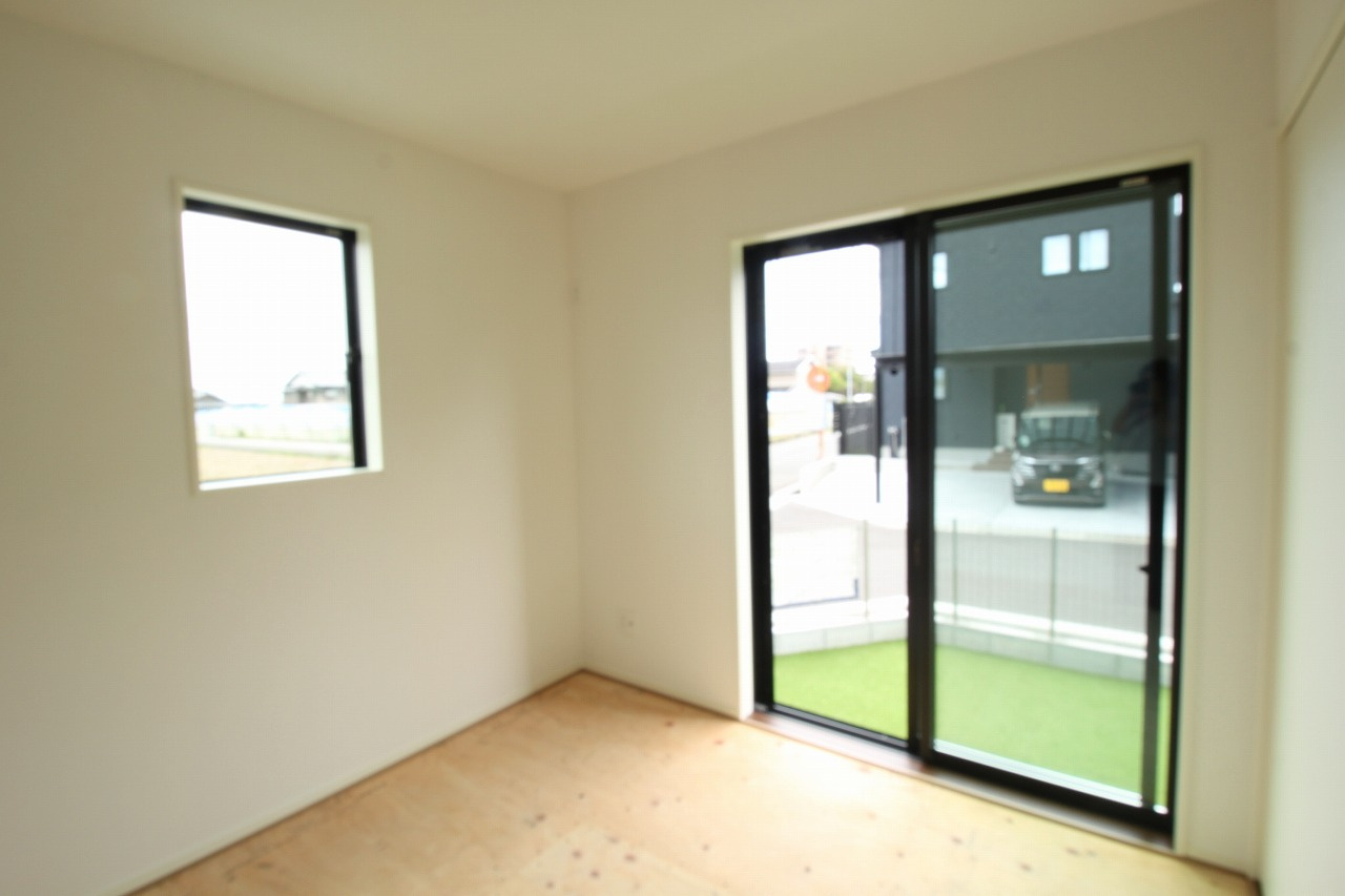 香南市野市町西野　新築戸建　の和室|1F　和洋室　4.5帖