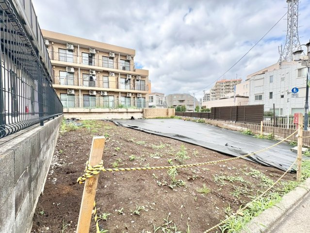 杉並区南荻窪4丁目　建築条件無し売地の外観|2026.06.08撮影

現地ご見学希望・資料請求などお気軽にお問い合わせ下さい！
03-5990-5201