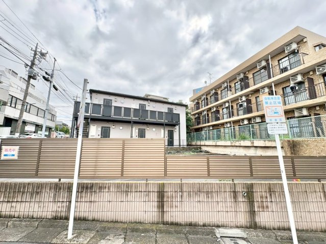 杉並区南荻窪4丁目　建築条件無し売地の前面道路含む現地写真|2026.06.08撮影

現地ご見学希望・資料請求などお気軽にお問い合わせ下さい！
03-5990-5201