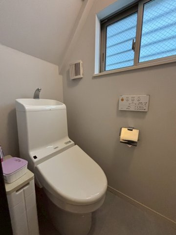 葛飾区新小岩３丁目戸建のトイレ|１階トイレ