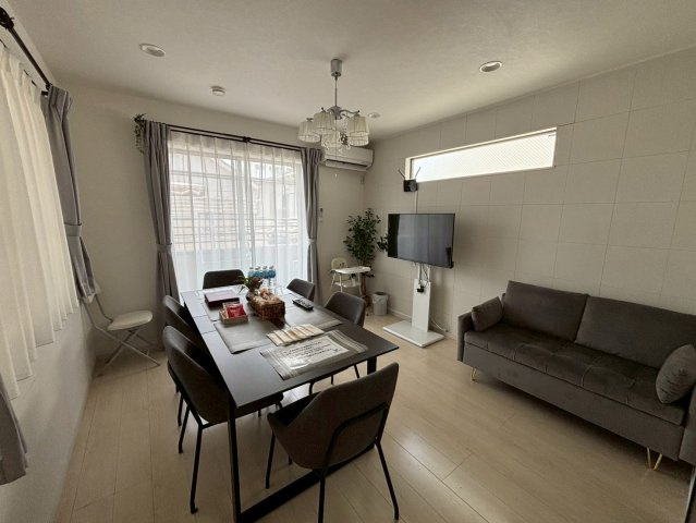 葛飾区新小岩３丁目戸建の居間・リビング|２階リビング