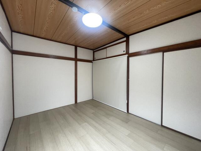 (T009)東京都葛飾区柴又5-30-22戸建の居間・リビング