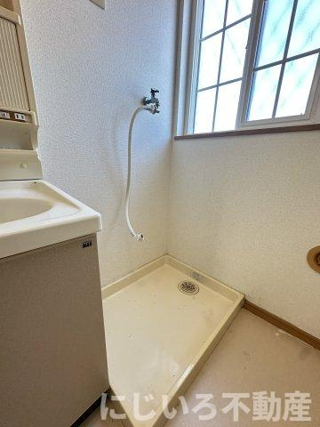 阿南市見能林町貞成のアパートの内装