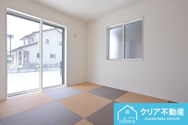【和室】 | 桐生市相生町1丁目　ブルーミングガーデン | モダンなフチなし畳でお洒落な和室です♪お子様の遊び場にもぴったり♪