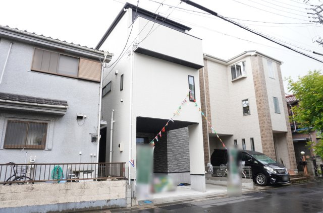 草加市谷塚町 新築分譲住宅
