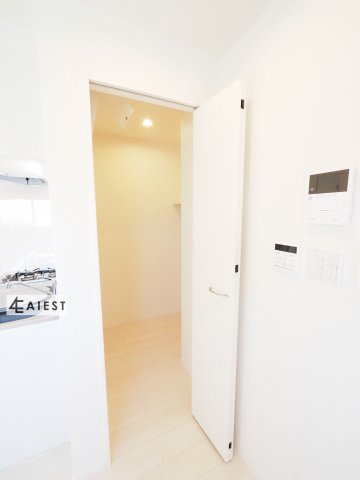 リバーガーデン中村中町の収納