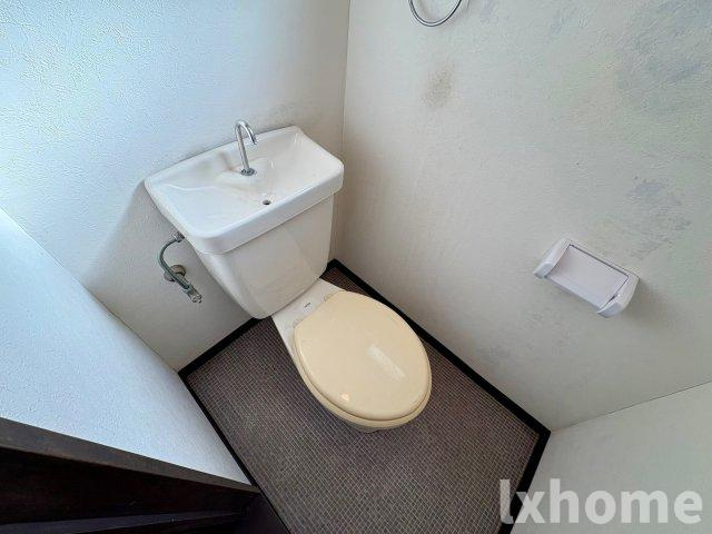 メイプルヴィラ茨木Ⅰのトイレ|落ち着いたトイレです
