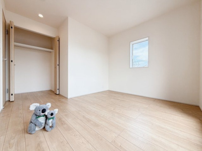 【洋室】 | 前橋市後家町　新築住宅 | 「どんな家具を置こうかな」とワクワクする。好みのこだわりのお部屋にしてじぶんだけの部屋でゆったりと寛げます。