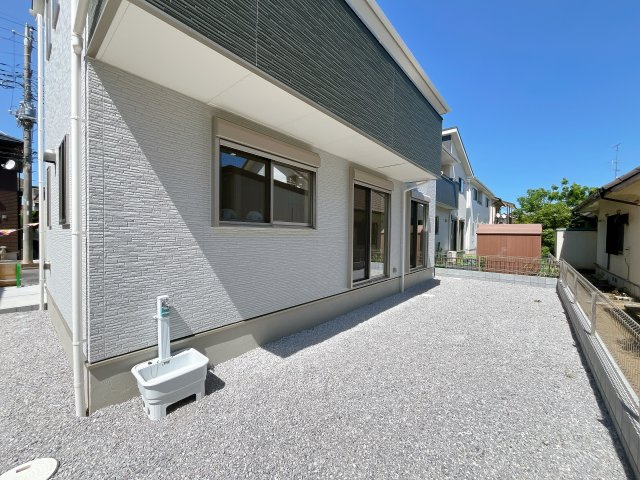 熊谷市妻沼　新築一戸建て　の庭|【気持ちの良い風が通り抜ける】嬉しいお庭付き物件！