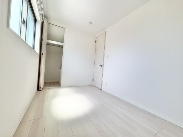 中古戸建　尼崎市大庄北3丁目の子供部屋|3F子供部屋　約5帖