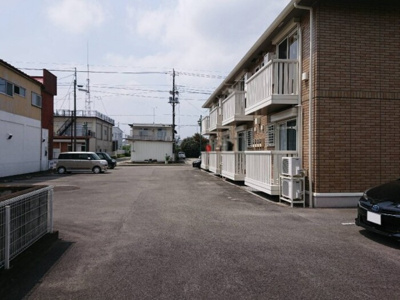 【駐車場】 | メイプルガーデン