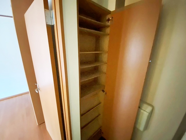 メゾン山口の玄関