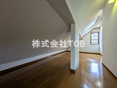 【内装】 | 飛田給戸建-飛田給1丁目- | 9帖納戸