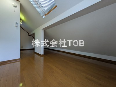【内装】 | 飛田給戸建-飛田給1丁目- | 9帖納戸