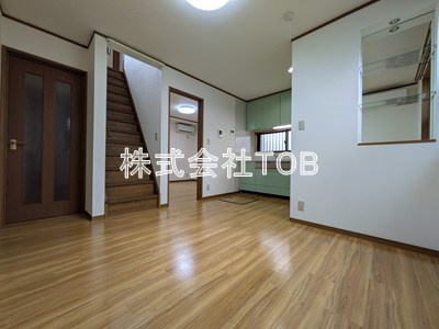 【居間・リビング】 | 飛田給戸建-飛田給1丁目- | 9帖