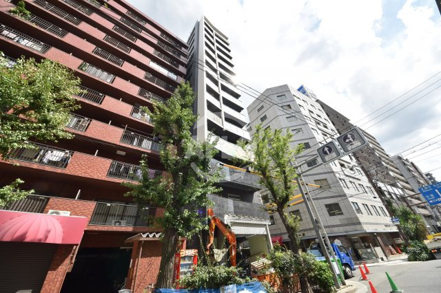 エステムコート大阪新町のエントランス|エステムコート大阪新町　エントランス