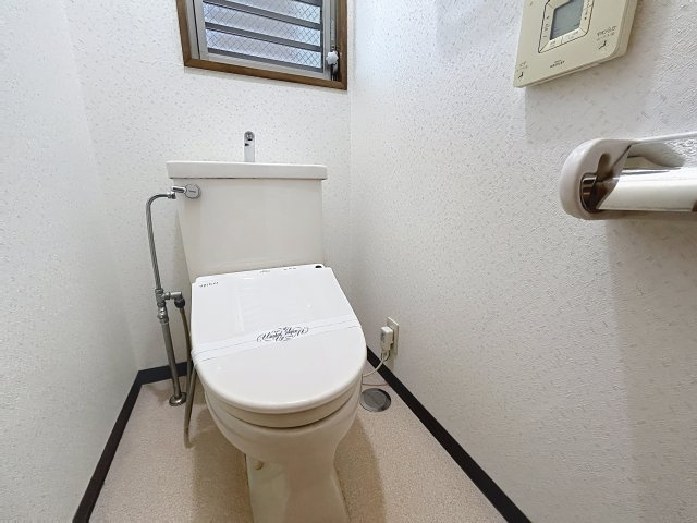 サンシャイン住吉のトイレ|ゆったりとした空間のトイレです