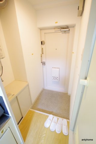 リアライズ天満橋　仲介手数料無料の玄関