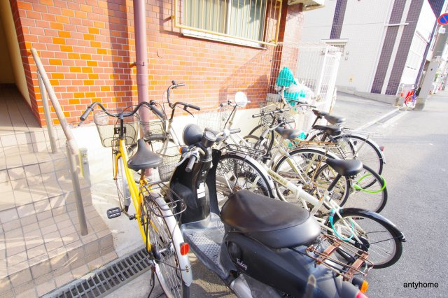 リアライズ天満橋　仲介手数料無料の駐車場