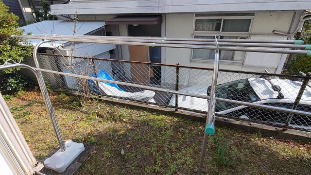 高槻市日吉台三番町貸家の庭