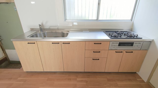 高槻市日吉台三番町貸家のキッチン