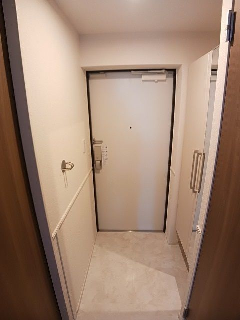 CREVANCE亀戸の玄関