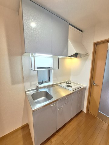 Ｃａｓａ　ｄｅ　Ｃｅｒｅｚａ（カサデセレサ）のキッチン|ガス2口システムキッチン
