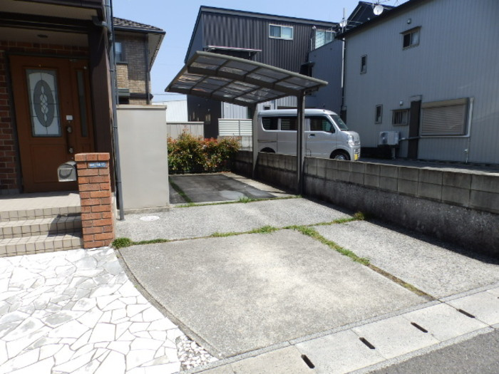 Ａｍｂｅｎｔｅ Ｂｕｅｎｏ A棟の駐車場|駐車場