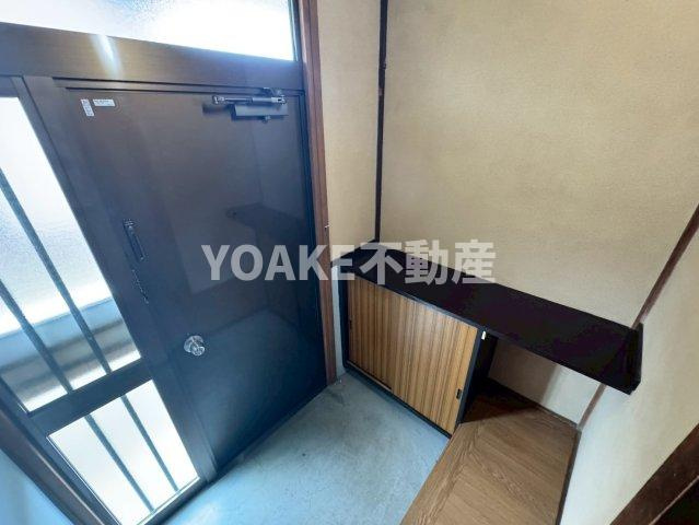町田市森野５丁目の一戸建ての玄関