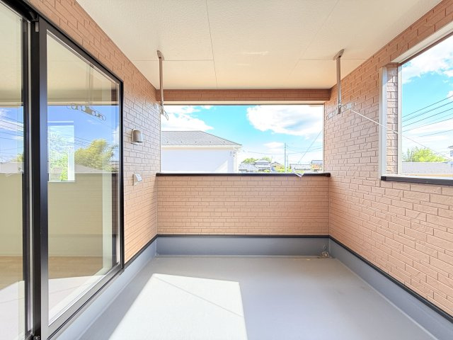 つくば市若森第1　新築戸建　1号棟のバルコニー|広さや日当たりなど、写真では伝えきれない部分を現地で確認してみませんか？