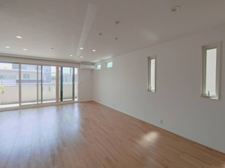 【居間・リビング】 | 甲子園一番町戸建
