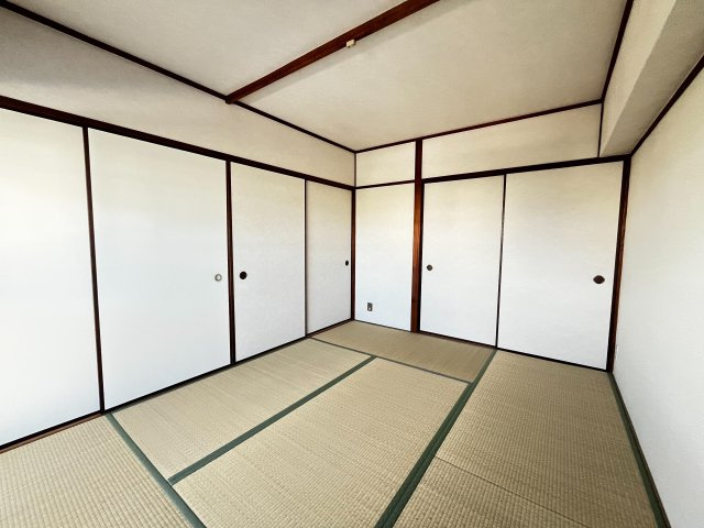 朝霧住宅の和室