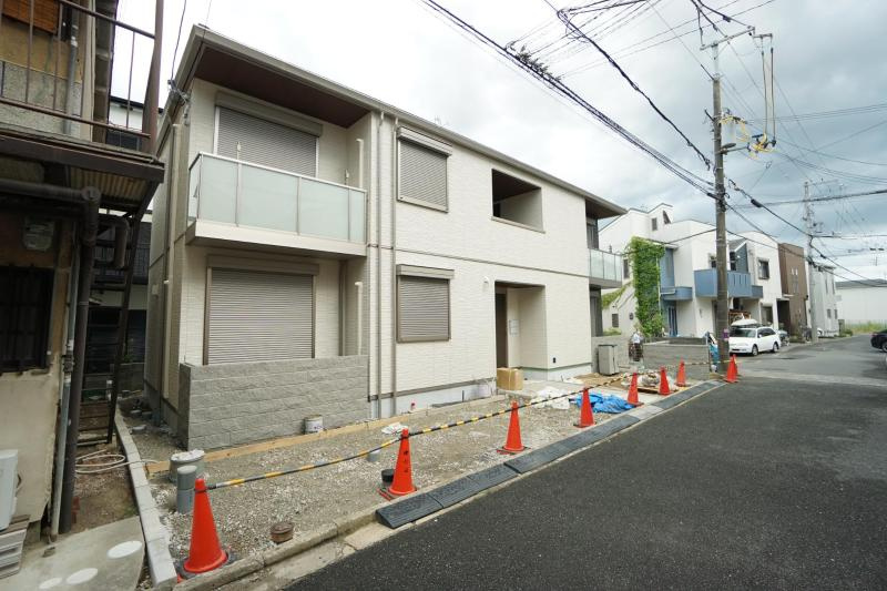 シャーメゾン中総持寺町